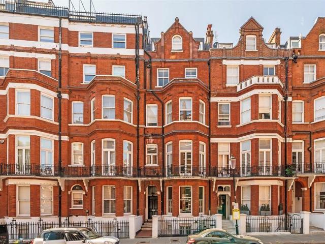 Apartment for rent in Chelsea, Greater London