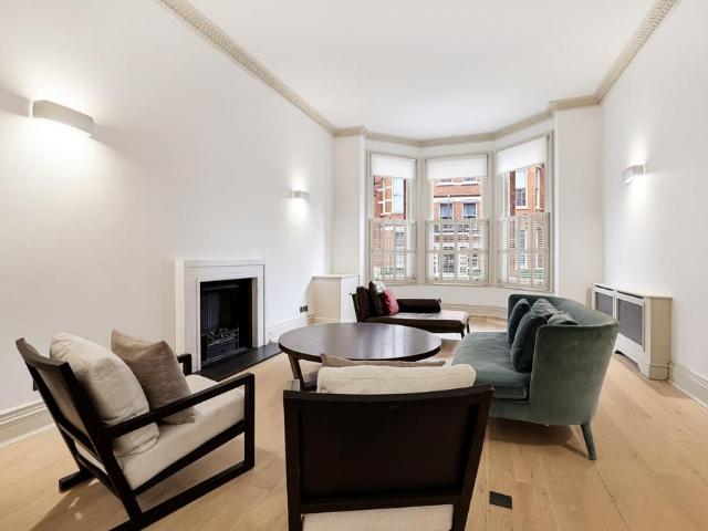 Apartment for rent in Chelsea, Greater London