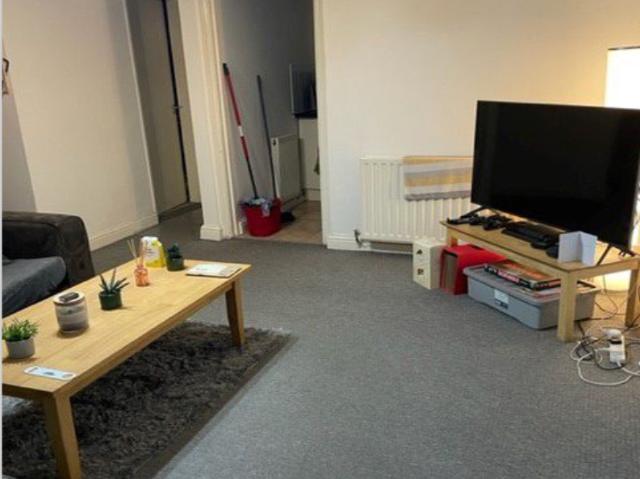 Apartment for rent in Ladybarn, Manchester