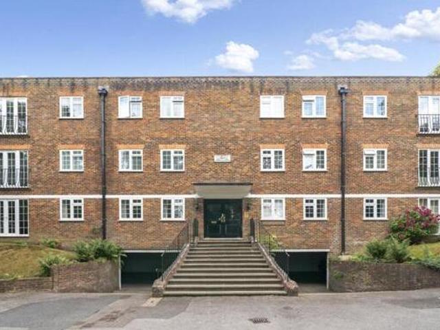 House for sale in Weybridge, Elmbridge