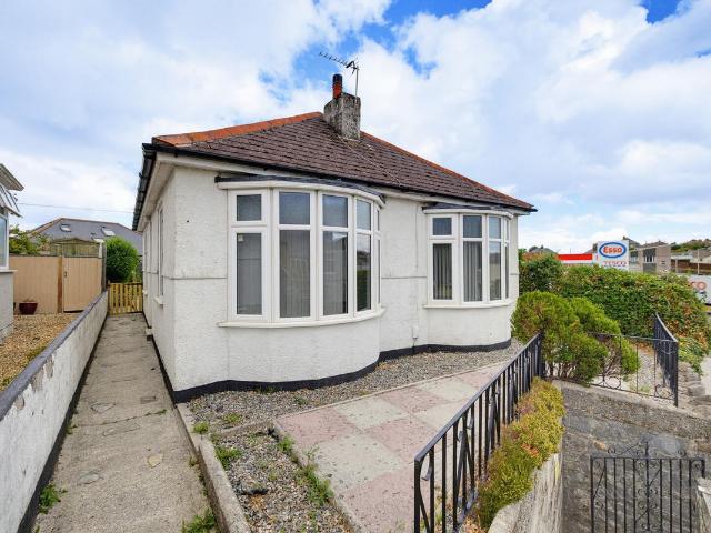 House for rent in Higher Compton, Mount Wise