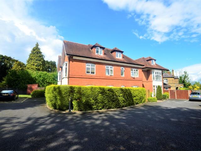 House for rent in Ripley Springs, Row Town