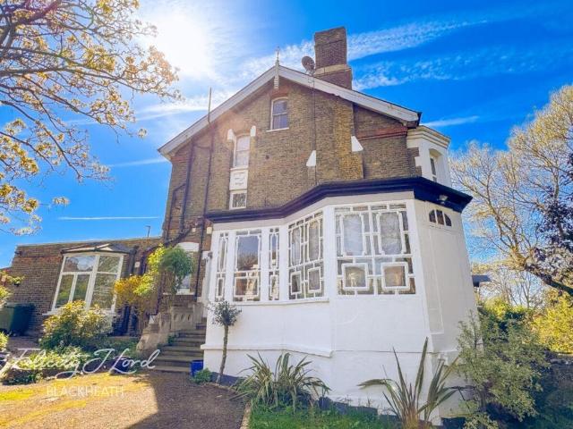Apartment for rent in Shooters Hill, Greater London