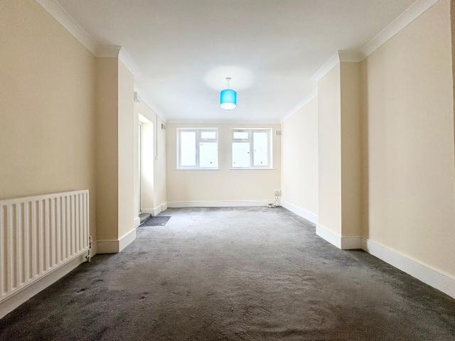 Apartment for rent in Shooters Hill, Greater London