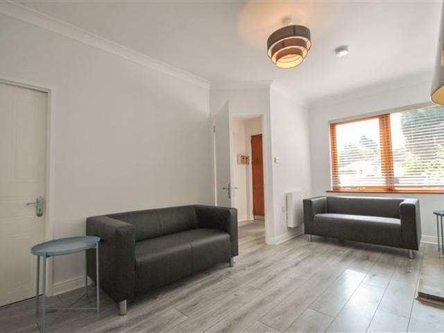 Apartment to rent in Bluebell, North Tipperary