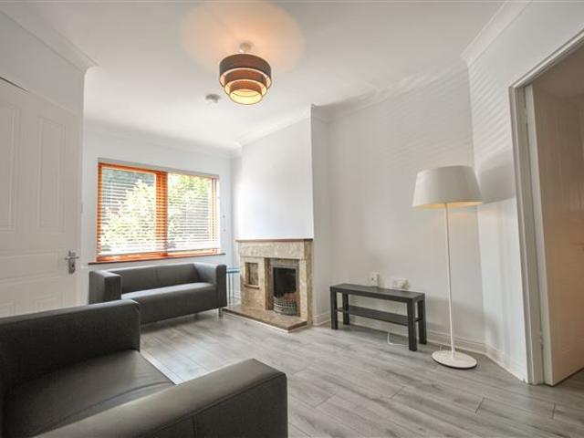 Apartment to rent in Bluebell, North Tipperary
