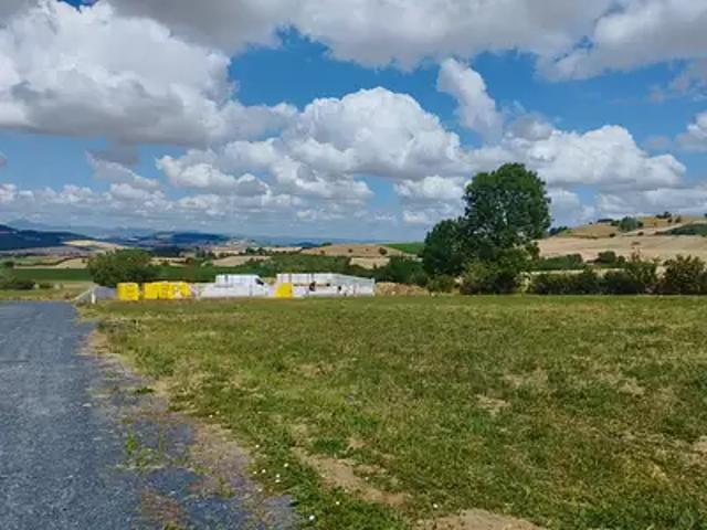 Terrain vente à Clermont-Ferrand, Egliseneuve-près-billom