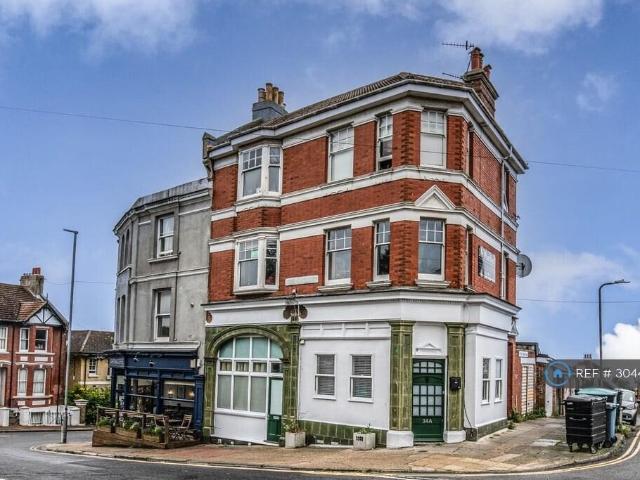 Apartment for rent in Queen's Park, Brighton