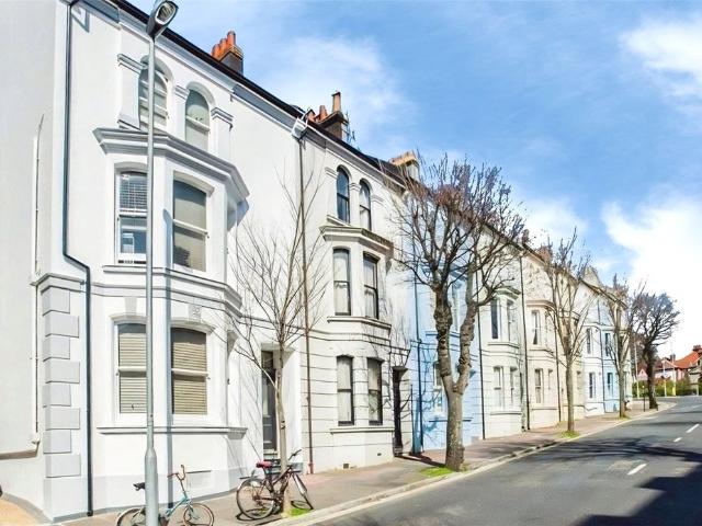 Apartment for rent in Queen's Park, Brighton