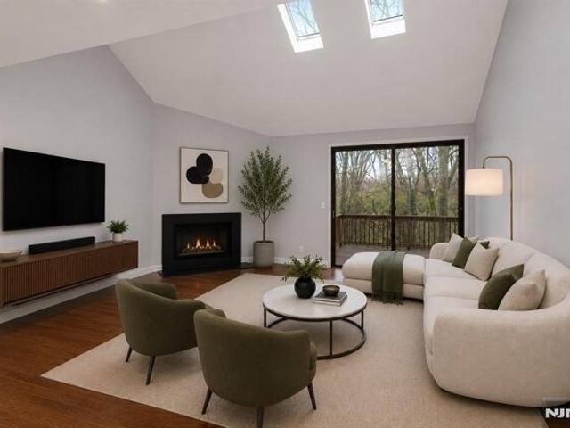 House for sale in Hudson, New Jersey
