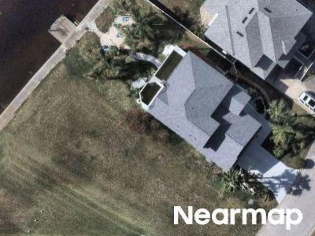 Land for sale in Elfers, Florida