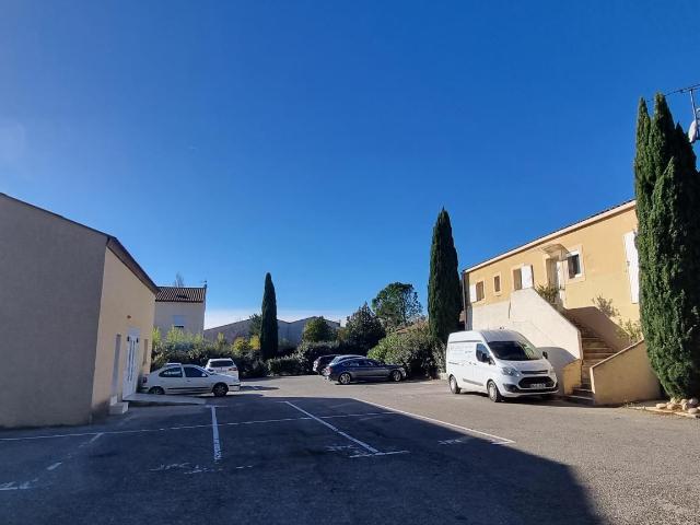Garage vente à Aix-en-Provence, Eguilles