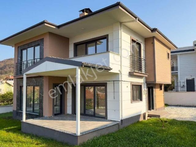 Başiskele, Kocaeli içerisinde satılık Villa
