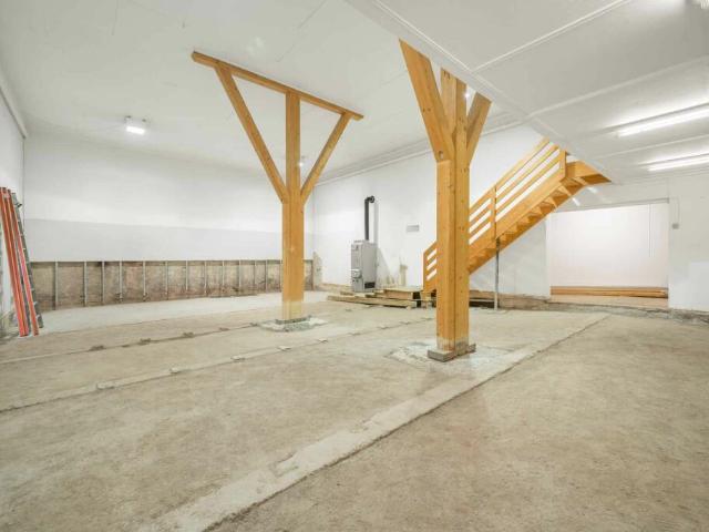 Atelier kaufen in Lü