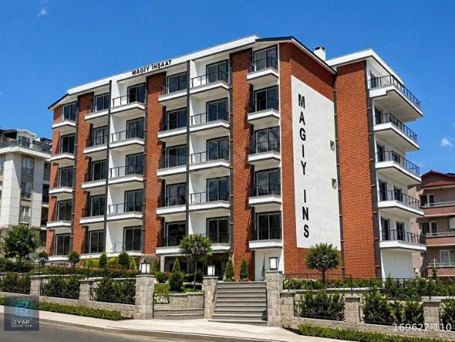 İzmit, Kocaeli içerisinde satılık mülk