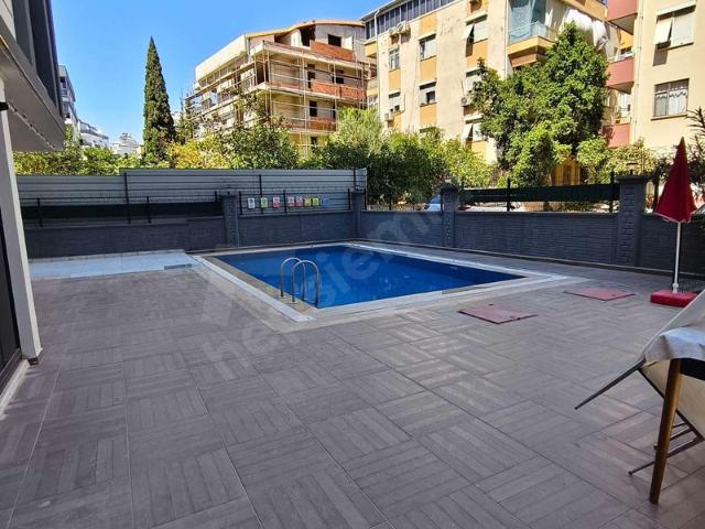 Antalya, Muratpaşa içerisinde satılık mülk