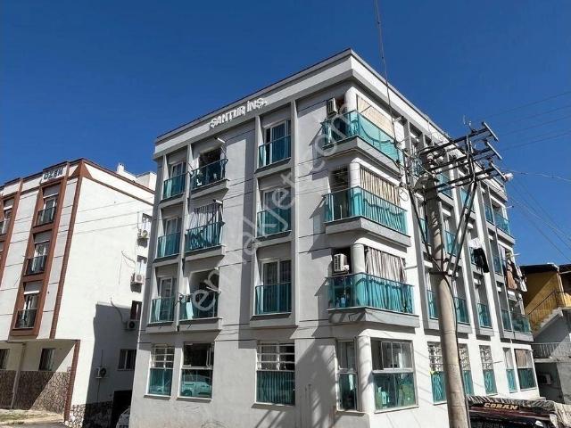 Bayrakli, İzmir içerisinde kiralık mülk