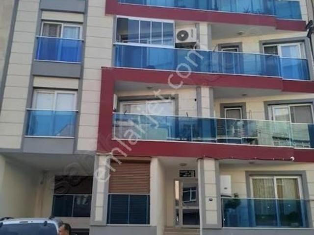 Bayrakli, İzmir içerisinde satılık mülk