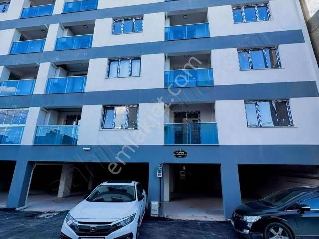 Bayrakli, İzmir içerisinde satılık mülk