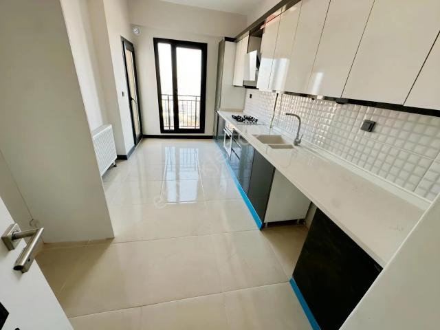 Bayrakli, İzmir içerisinde kiralık mülk