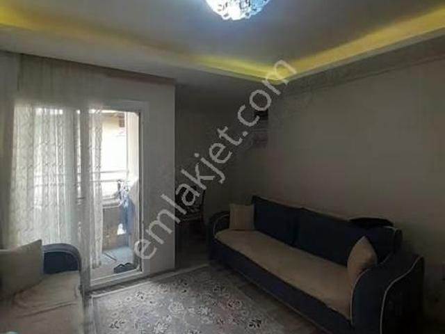 Bayrakli, İzmir içerisinde satılık mülk
