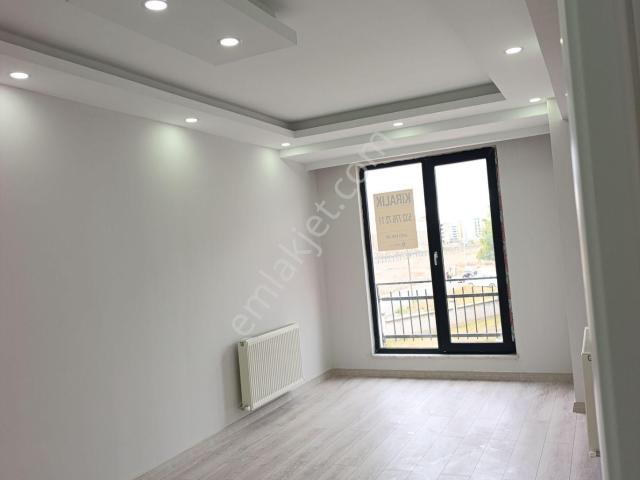 Şehitler Mahallesi, Kars Merkez içerisinde kiralık mülk