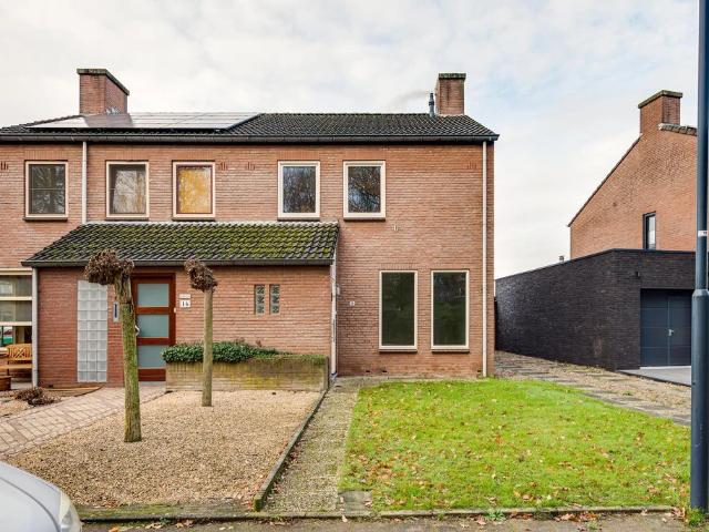 Woning te huur in Overhoven, Sittard