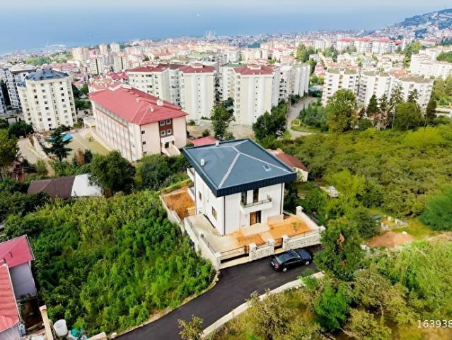 Trabzon içerisinde satılık Villa