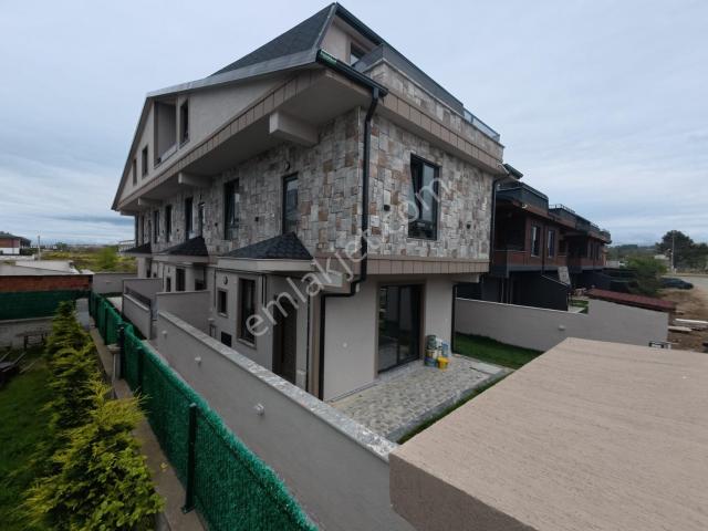 Kocaali, Sakarya içerisinde satılık Villa