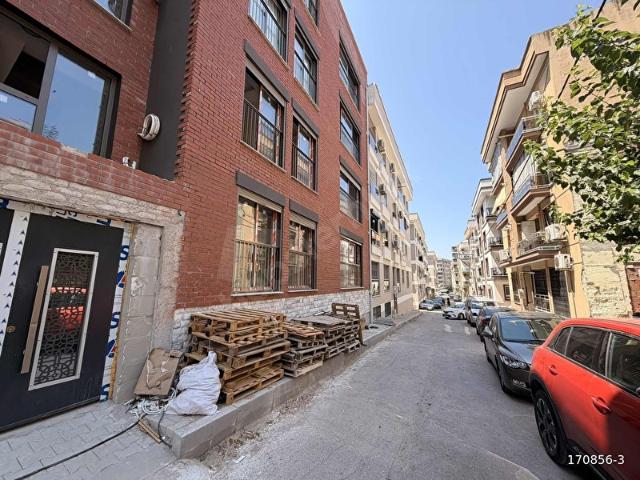 Konak, İzmir içerisinde satılık mülk