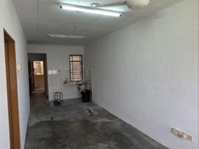 Flat for sale in Ulu Tiram, Johor