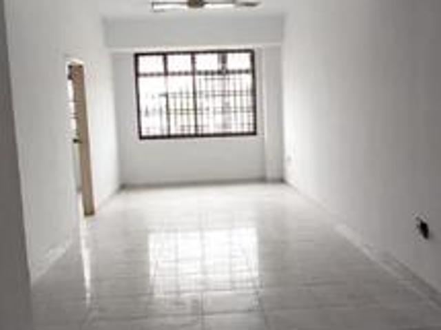 Flat for sale in Ulu Tiram, Johor