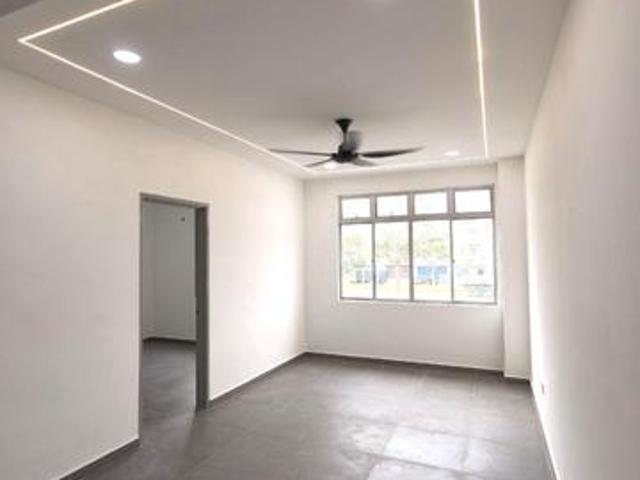 Apartment for sale in Ulu Tiram, Johor