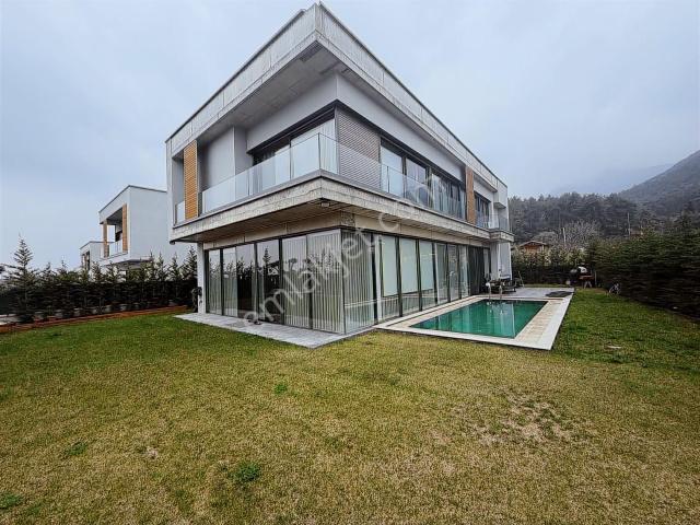 Denizli içerisinde kiralık Villa