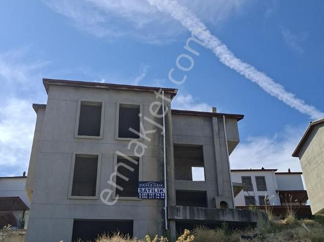 Denizli içerisinde satılık Villa