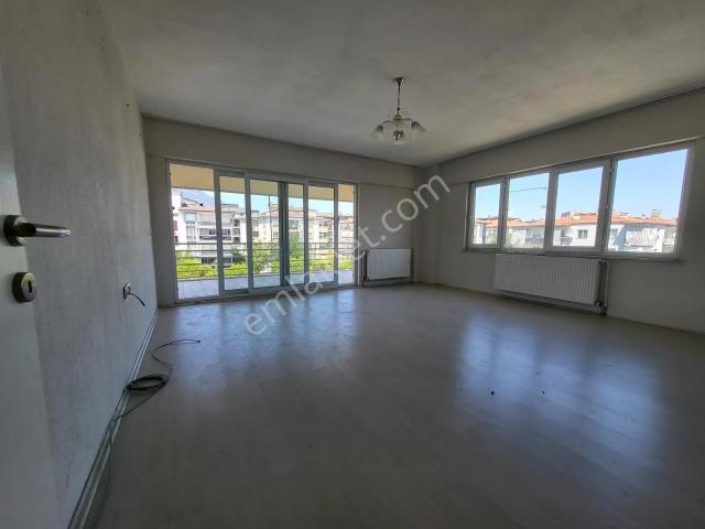 Selçuk Bey Mahallesi, Merkezefendi içerisinde kiralık mülk