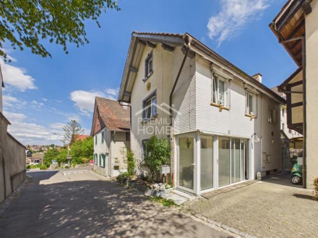 Einfamilienhaus kaufen in Feuerthalen, Zürich