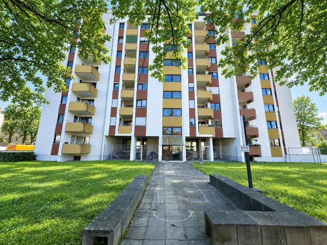 Wohnung kaufen in Lechhausen, Augsburg