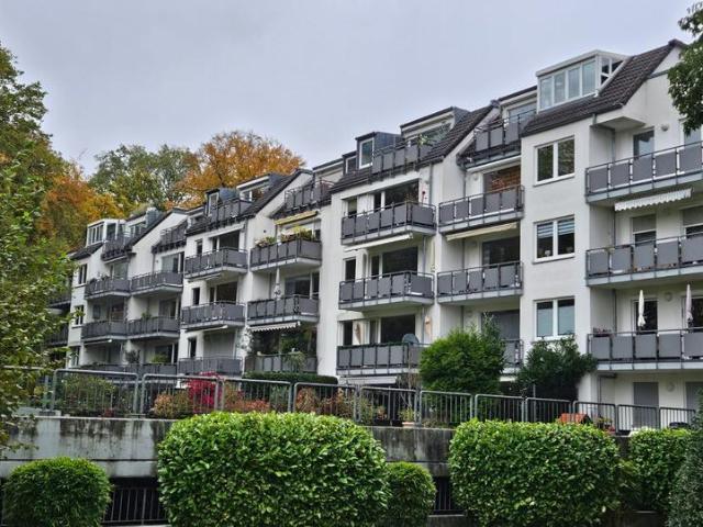 Wohnung kaufen in Frankenforst, Bergisch Gladbach