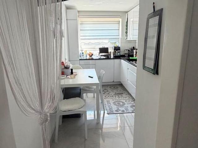 Wohnung kaufen in Nied, Sachsenhausen