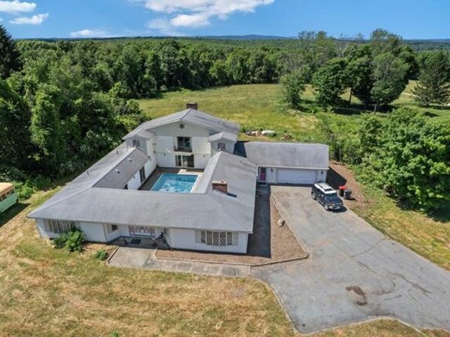 House for sale in Sutton, Massachusetts