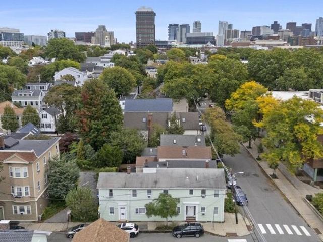 House for sale in Cambridge, Middlesex County