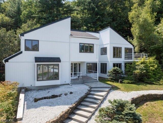 House for sale in Cedar Grove, New Jersey