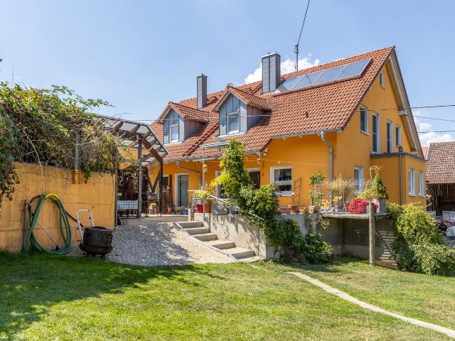 Doppelhaushälfte kaufen in Aletshausen, Bayern