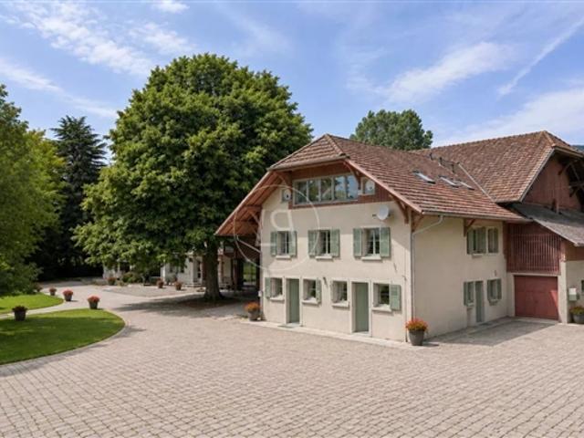 Einfamilienhaus kaufen in Givrins, Waadt