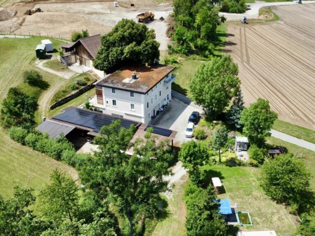 Mehrfamilienhaus kaufen in Weiach, Zürich
