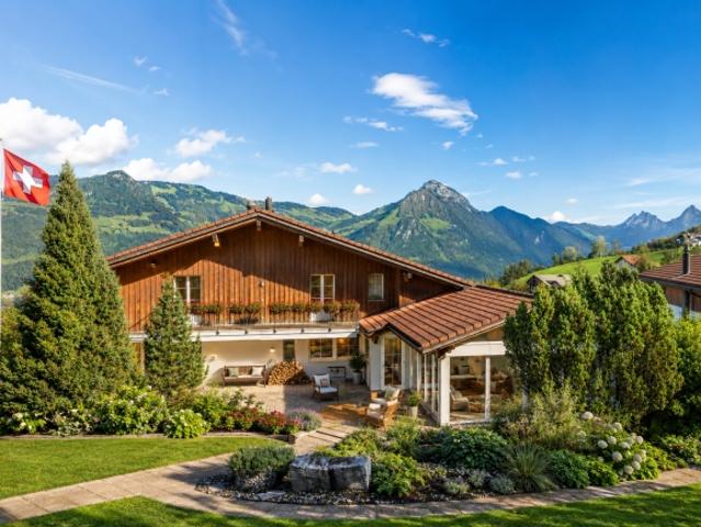Einfamilienhaus kaufen in Emmetten