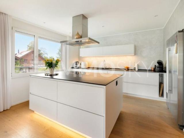 Wohnung kaufen in Chirchacher, Bubikon