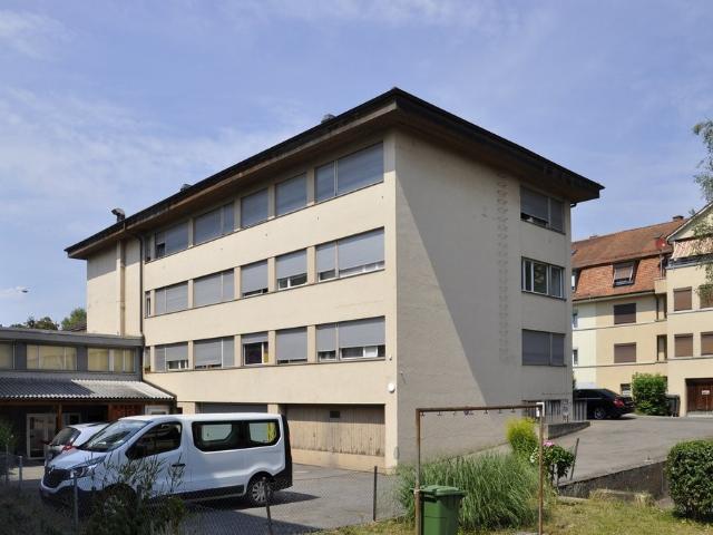 Wohnung mieten in Einigen, Zürich