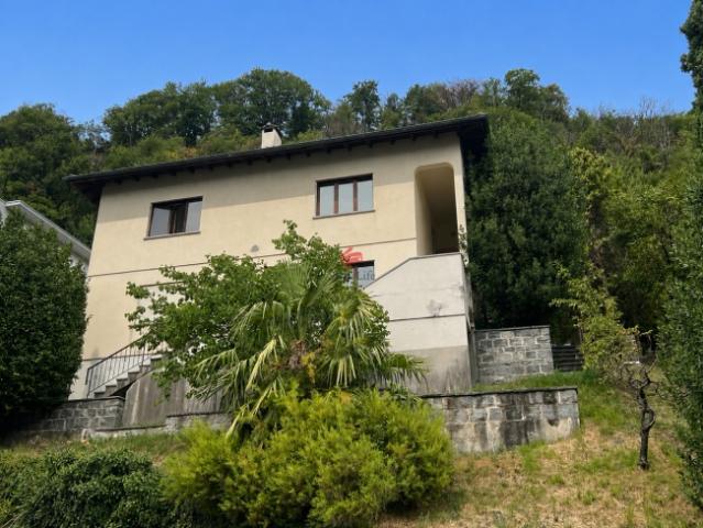 Einfamilienhaus kaufen in Bellinzona, Tessin